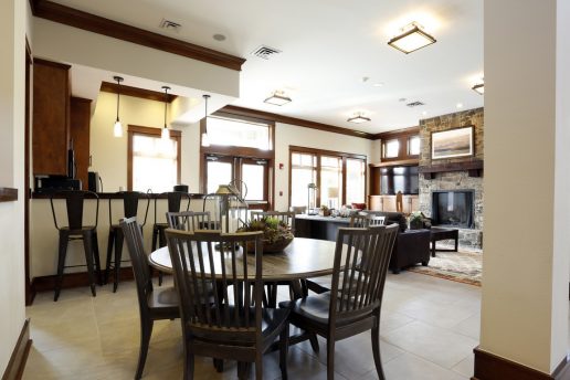 dining room with seating areas